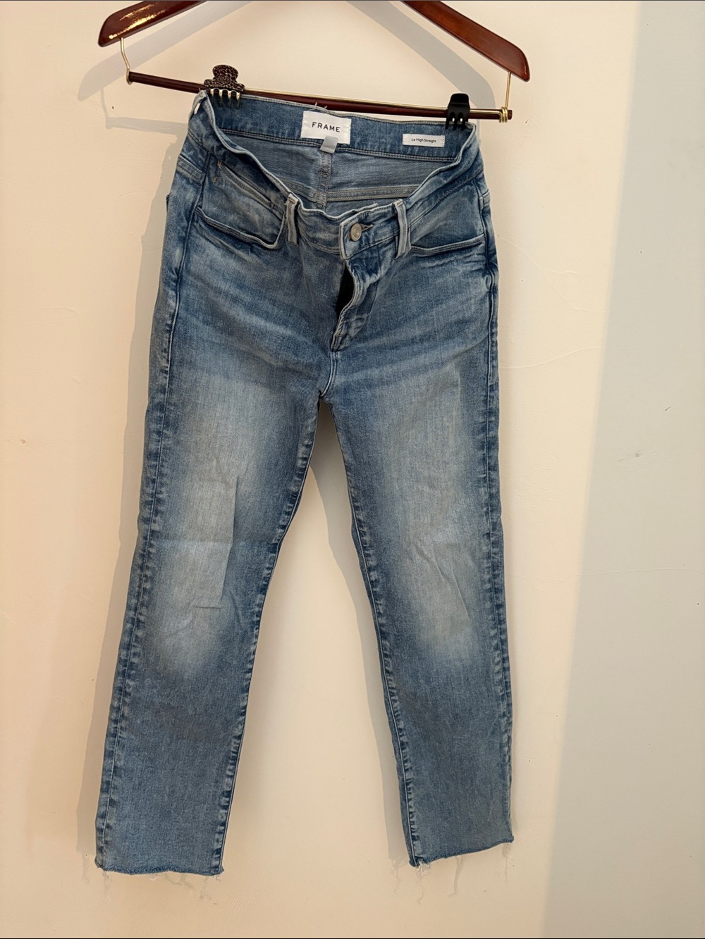 Frame Denim Medium Light Blue Cropped High-Rise Jeans- Le High Straight